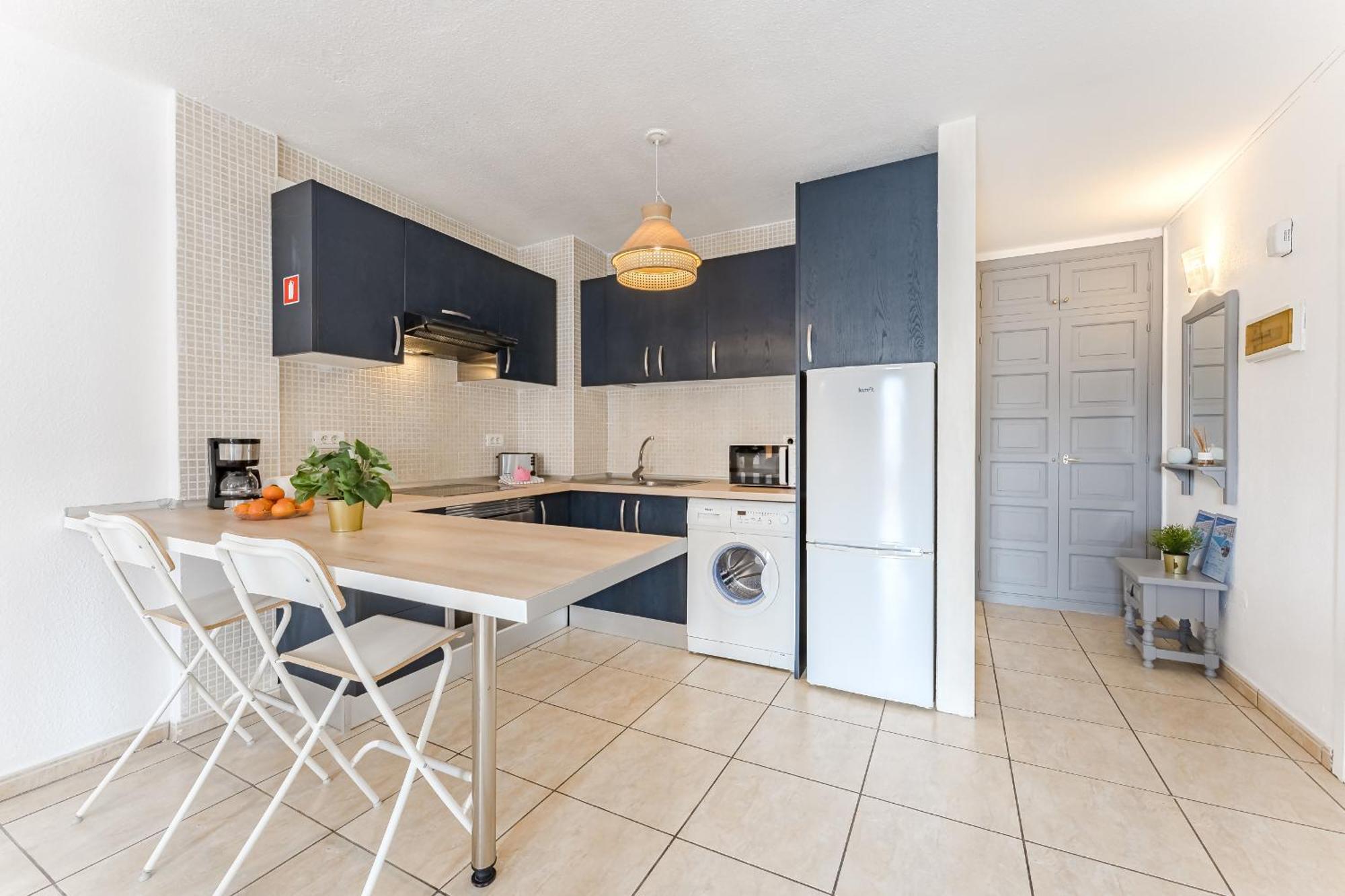 Blue Cristianos By Welcome Tenerife Los Cristianos  Exterior photo